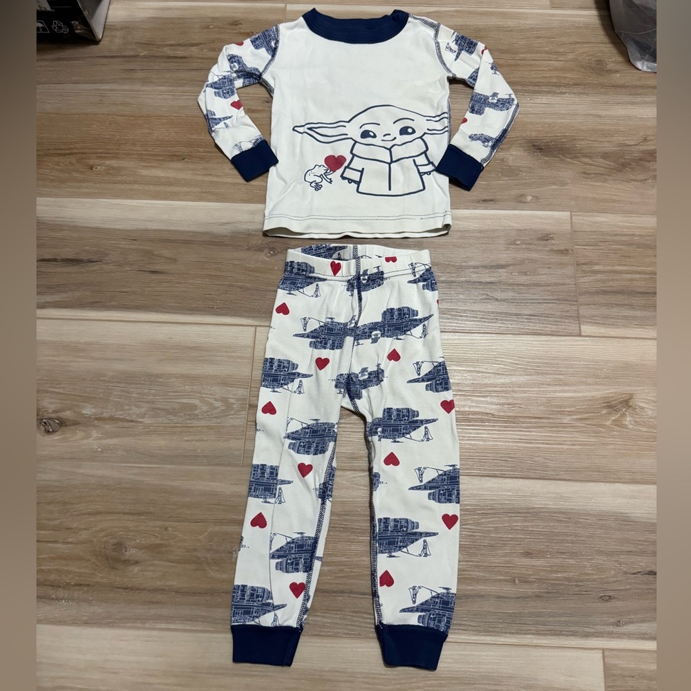 Hanna Andersson Star Wars Mandalorian Grogu pajama